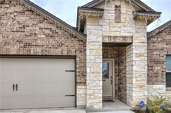 Foto del edificio - 1957 Rosson St