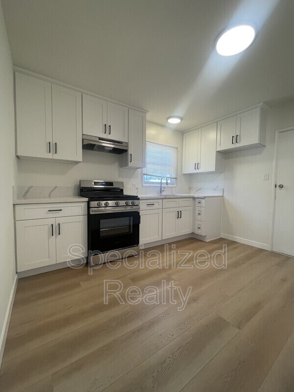 Photo - 500 Hill Drive Apartment