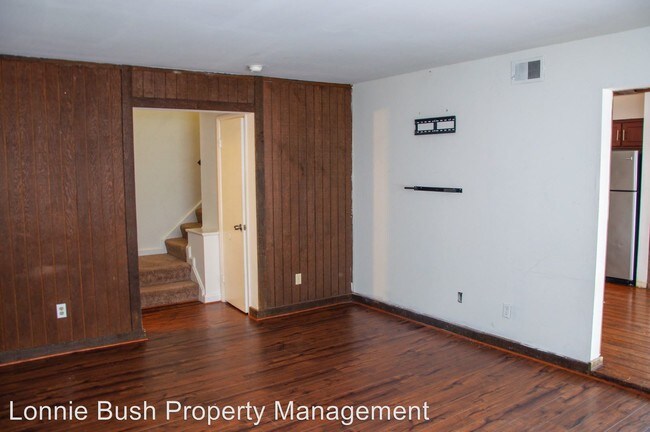 Building Photo - 3 br, 2.5 bath House - 1463 Ventura Way