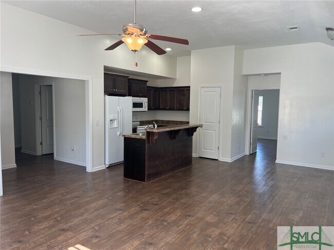 Building Photo - 108 Tolliver Ln
