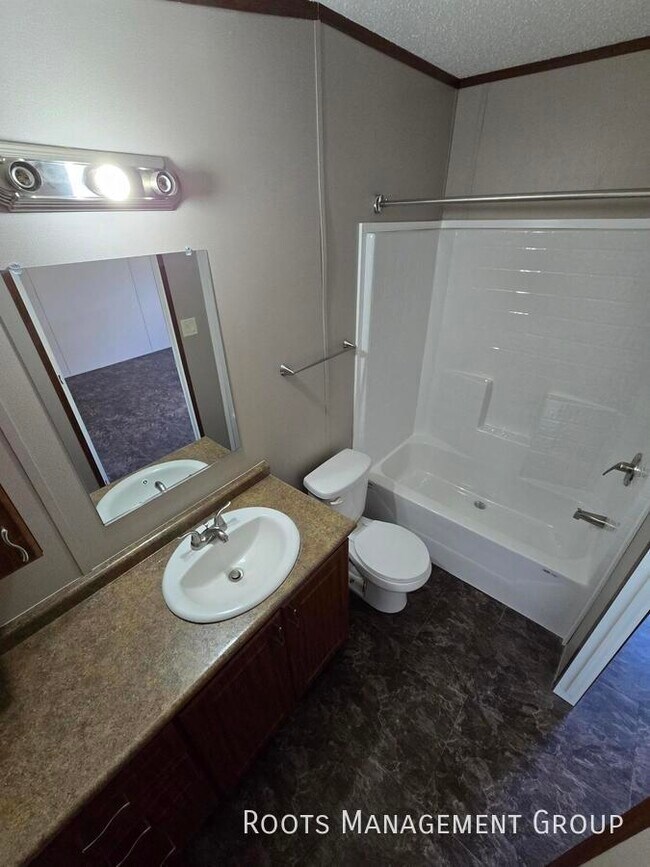 Building Photo - Home Available to Lease - Apply Today!