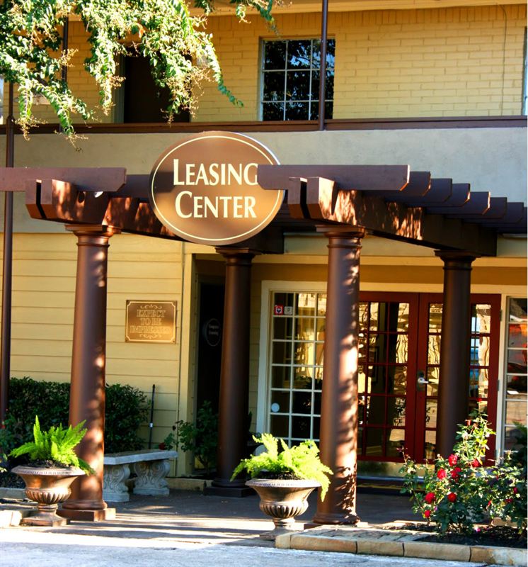 2300 Taft Cir, Baytown, TX 77520 Condo for Rent in Baytown, TX