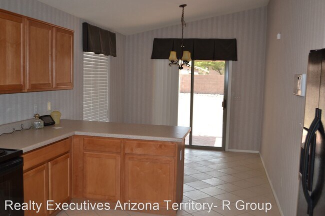 Building Photo - 3 br, 2 bath House - 10384 E Ravenswood St