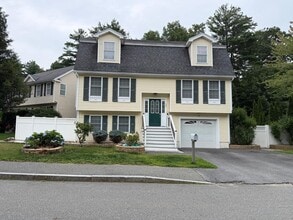 Building Photo - 107 Charant Rd