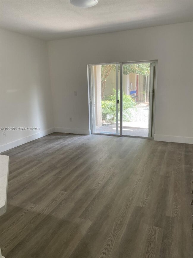 Foto del edificio - 5725 NW 114th Path