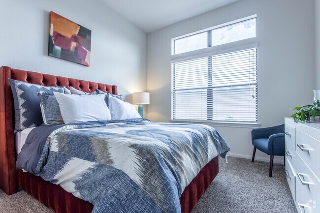 1HAB, 1BA - 670 ft² - Z - Haven at Main