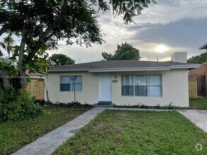 Building Photo - 1127 NW 7th Ave