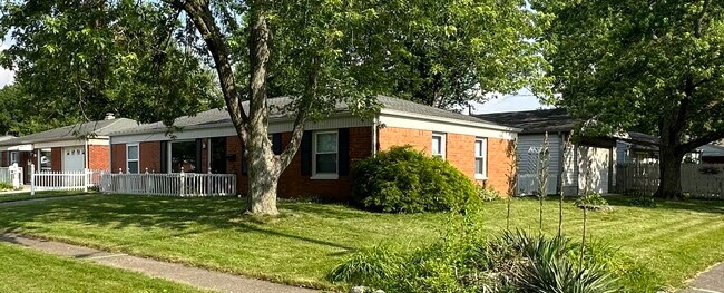 Foto del edificio - 8101 Shibler Dr