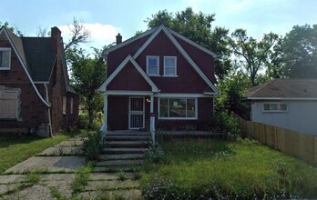 Building Photo - 14732 Woodmont Ave