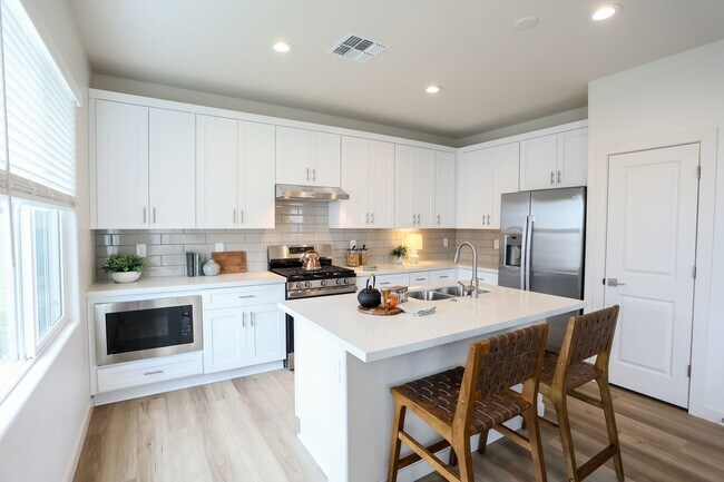 Building Photo - Gated Community, Pet Friendly, Upgraded Lifestyle - Now Available