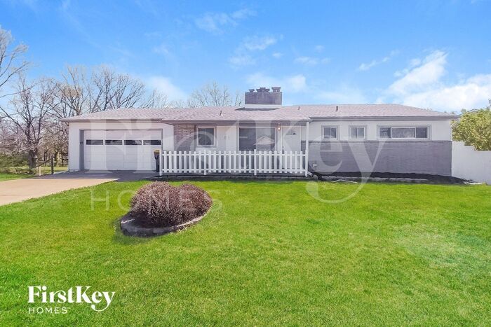 Foto principal - 6311 N Lenox Ave