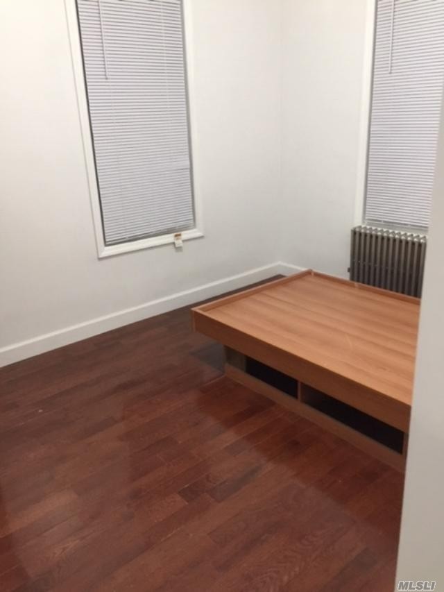 Foto del edificio - 76-10 88th Ave