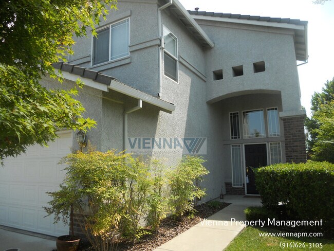 Building Photo - 2808 Port Pl