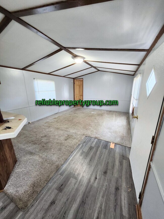 Foto del edificio - New Listing in Churubusco