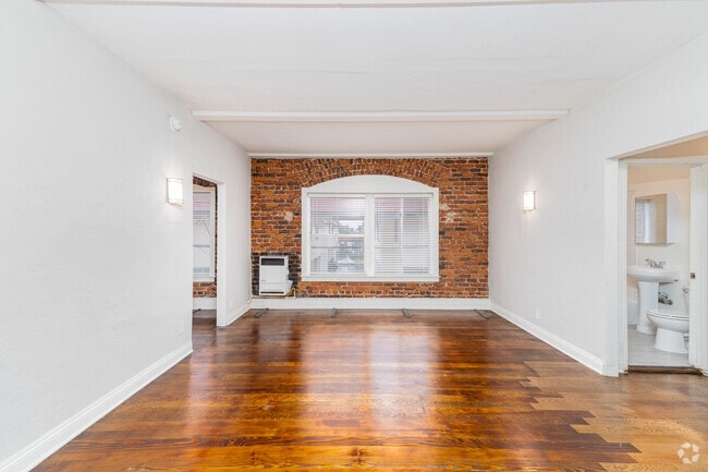 Studio, 1BA - 450SF - Country Club Drive Apartments