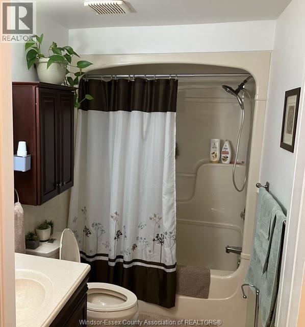 Photo du bâtiment - 46 Indiana Pl