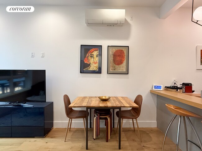 Foto del edificio - 668 Nostrand Ave