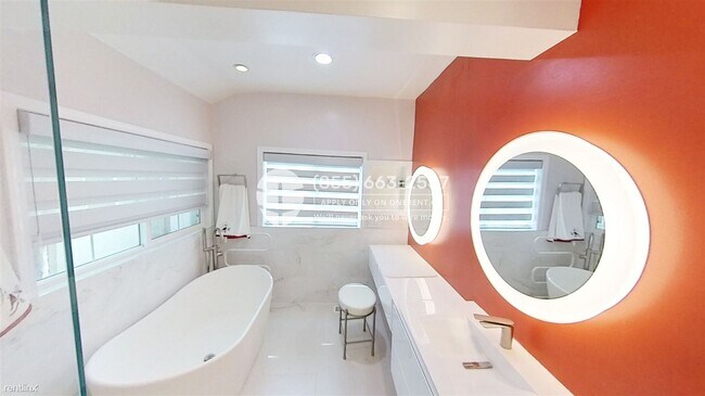 Foto del edificio - 4 br, 3 bath House - 1730 Guinda Street -