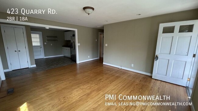 Building Photo - 2 Bed / 1 Bath Single Family (Available 6/...