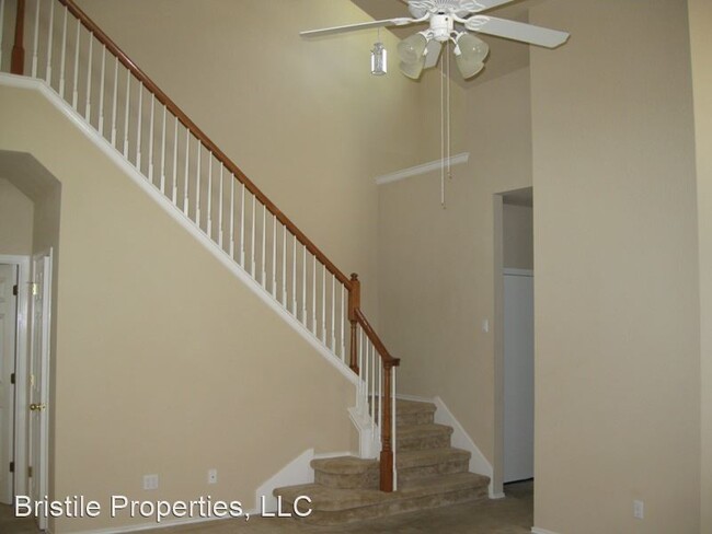 Building Photo - 3 br, 2.5 bath House - 3317 Tavistock