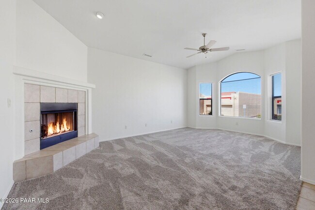 Foto del edificio - 2847 Ithaca Dr