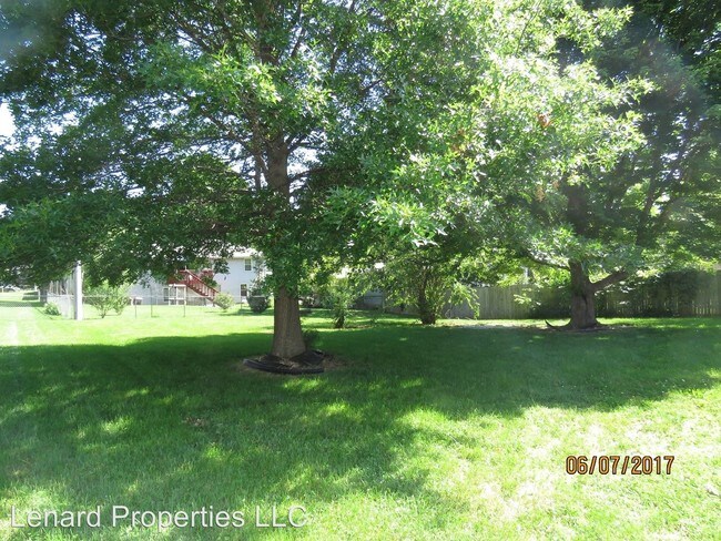 Foto del edificio - 603 Cypress Ave