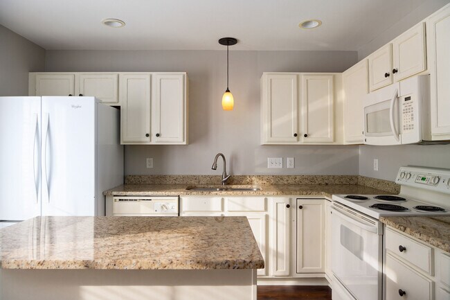 Foto del edificio - 4642 Cross Ridge Ln
