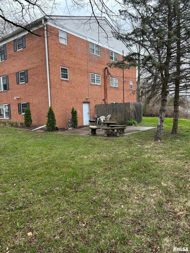 Foto del edificio - 228 E Oak Cliff Ct