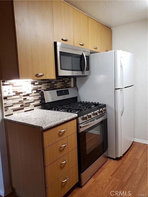 Foto del edificio - 1000 Central Ave