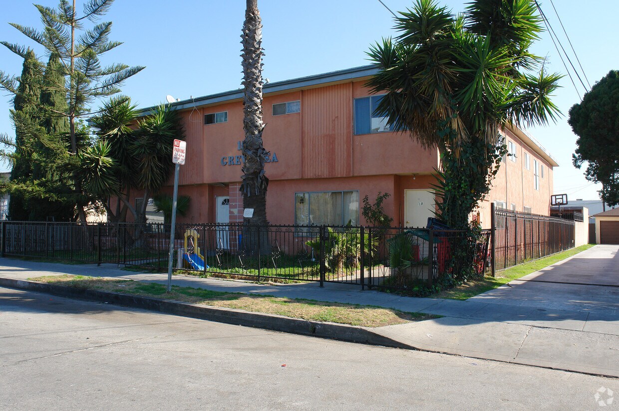 10822 S Grevillea Ave, Inglewood, CA 90304 Apartments in Inglewood
