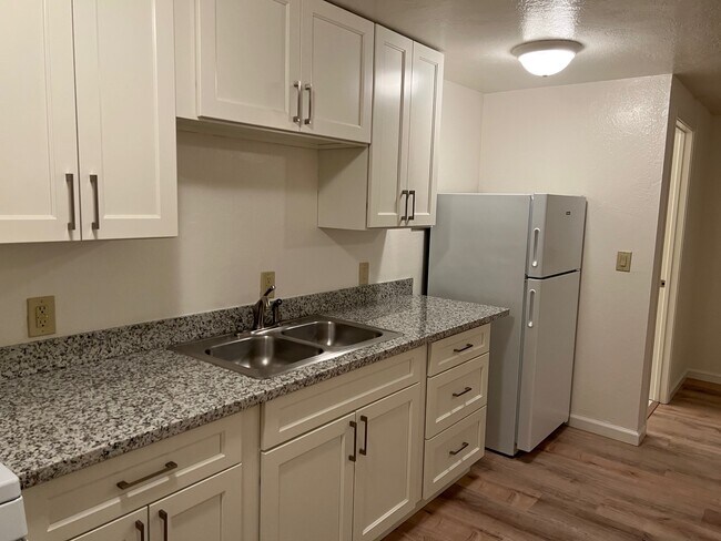 Foto del edificio - 2275 Mount Pleasant Rd