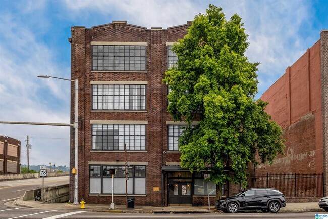 Foto del edificio - 2329 1st Ave N