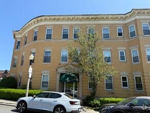 Building Photo - 153 Chiswick Rd