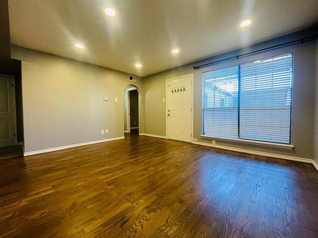 Foto del edificio - 4323 Brown St