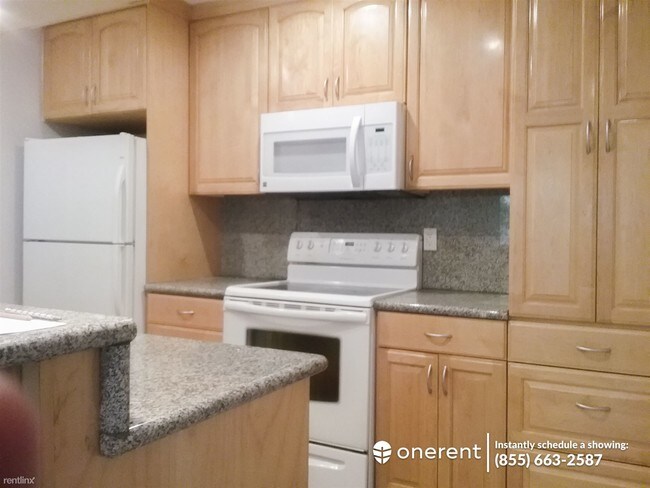 Foto del edificio - 4203 Shelter Creek Ln