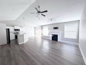 Building Photo - 1317 NW 27th St