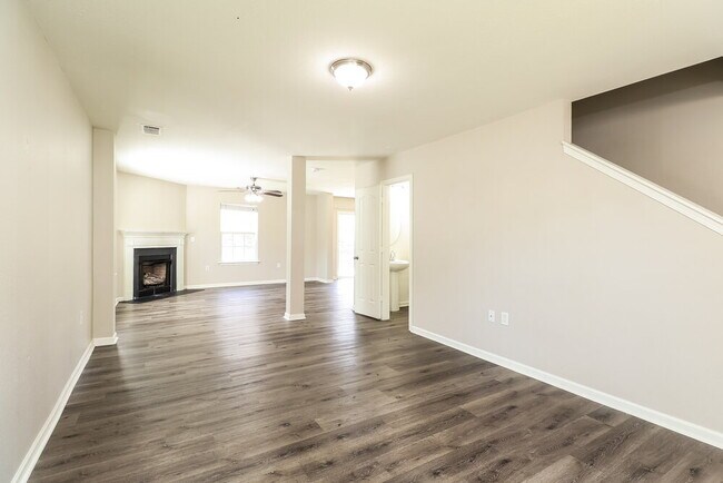Building Photo - 2224 Gooseberry Rd