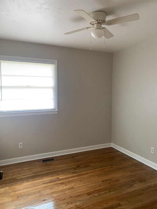 Foto del edificio - 2-Bedroom, 1-Bath House