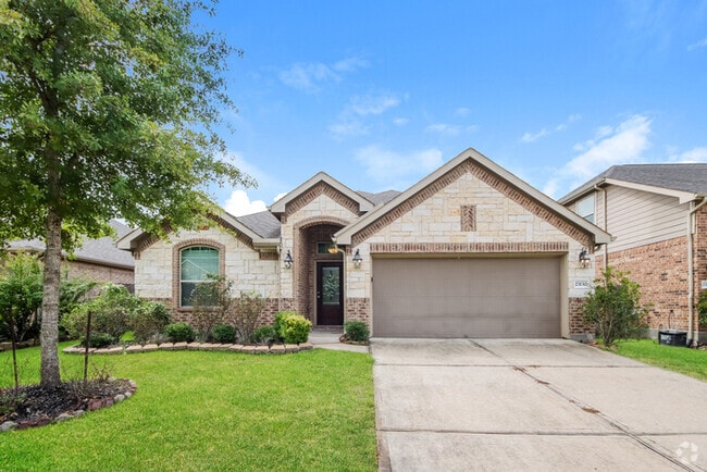 Building Photo - 23130 Mestina Knoll Dr
