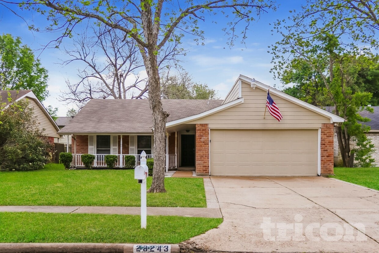 Primary Photo - 20243 Smithfield Crossing Ln