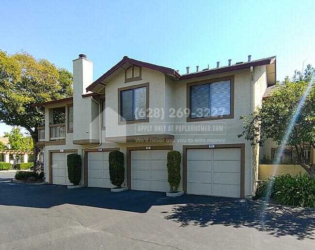 Foto del edificio - 892 Cherry Glen Terrace