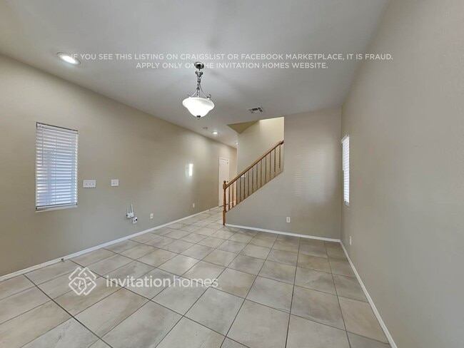 Building Photo - 10513 Sun Palace Ct