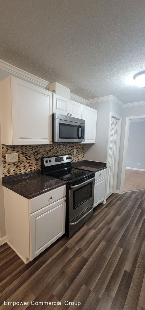 Building Photo - 3 br, 2 bath House - 190 Summerhill Road