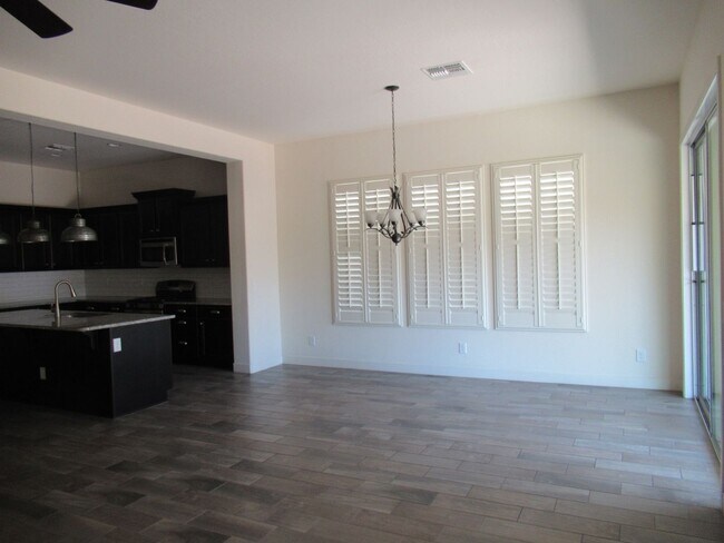 Foto del edificio - Mulberry Neighborhood in East Mesa