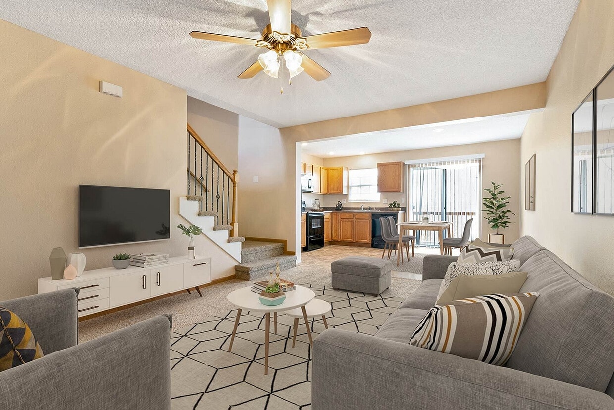 Living Room - Patriot Pointe