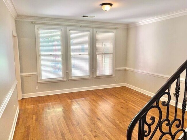 Building Photo - Beautiful 5BR 4.5 bath + bonus room family home in Collierville! Collierville schools