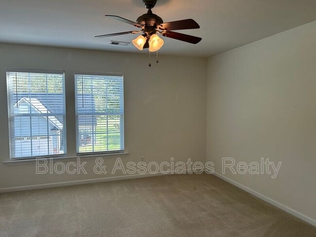 Building Photo - 5147 Fiddlers Run Dr