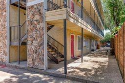 Foto del edificio - 3265 W Camp Wisdom Rd