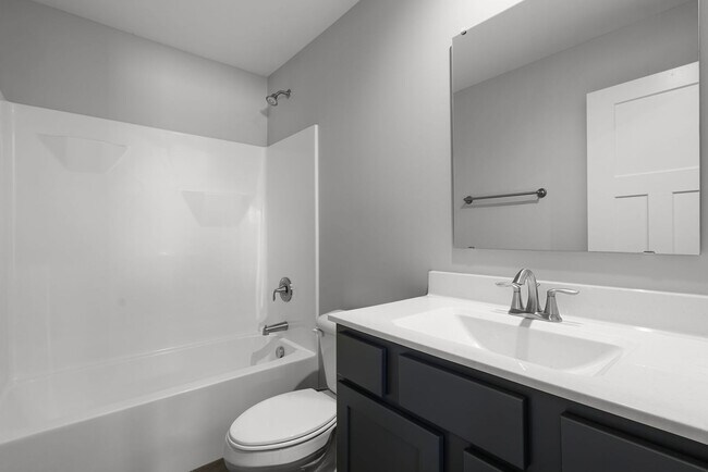 Building Photo - BRAND NEW 3Bed/2Bath Ranch 3 Car Garage