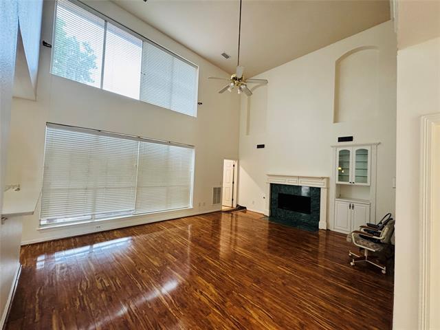 Foto del edificio - 2762 Hillview Dr